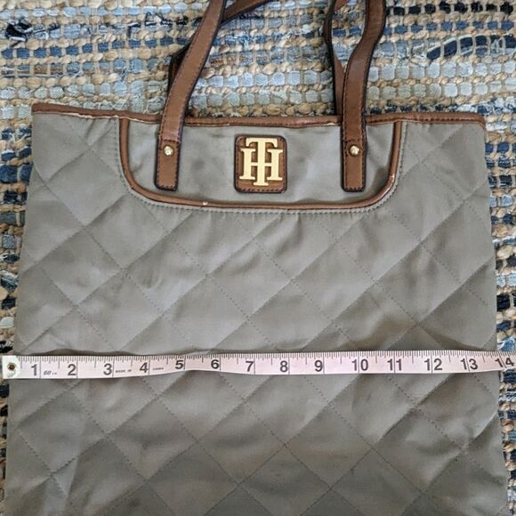 Tommy Hilfiger Quilted Nylon Tote Bag Olive With Faux Leather Trim Shoulder Bag - Picture 5 of 11